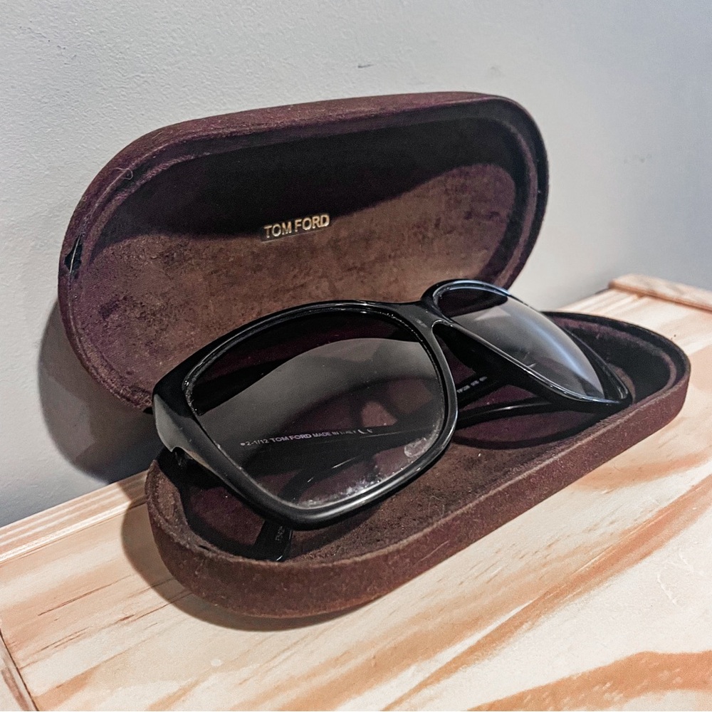 Tom Ford Lydia Sunglasses Black